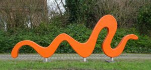 Hendrike Huijsmans, Oranje Golf, Polyester Glasvezel, Ca. 330x120x26 Cm